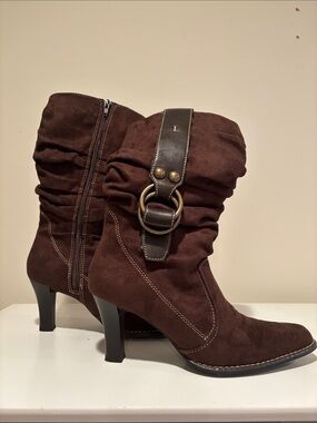 Women's Brown Suede Mid-Calf Heeled Boots